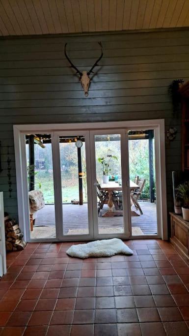 Comfortable Chalet In A Unique Location In Forest Essen المظهر الخارجي الصورة