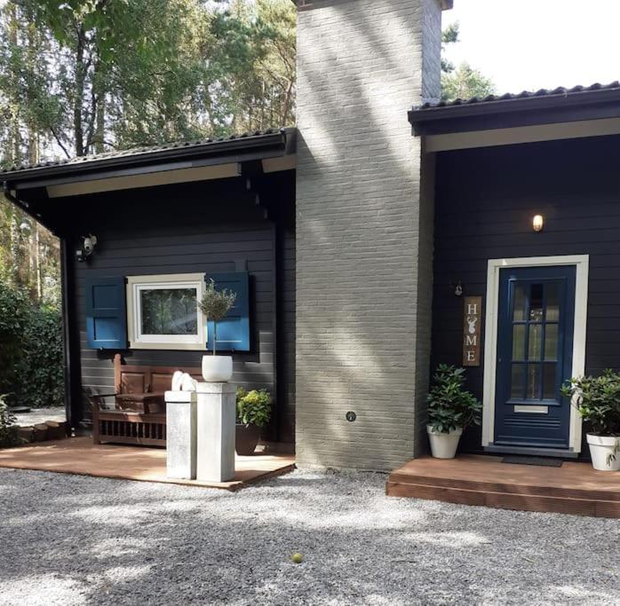 Comfortable Chalet In A Unique Location In Forest Essen المظهر الخارجي الصورة